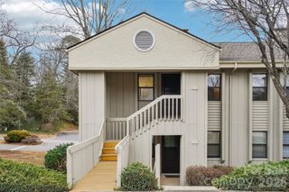 602 Abbey Circle, Asheville, NC 28805