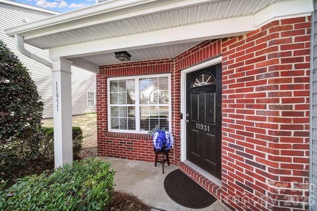 11931 Stratfield Place Circle, Pineville, NC 28134