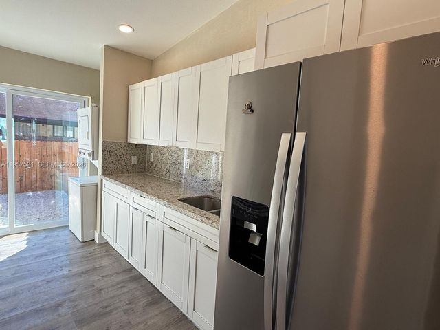 14102 SW 281st Ter, Homestead, FL 33033