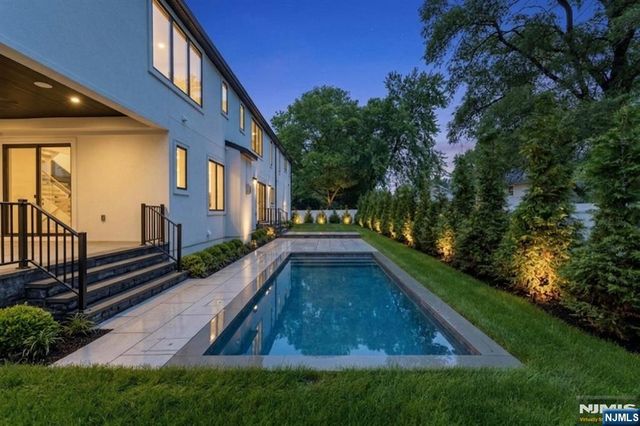 155 Truman Terrace, Paramus, NJ 07652