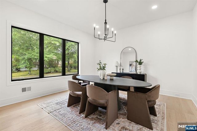 155 Truman Terrace, Paramus, NJ 07652