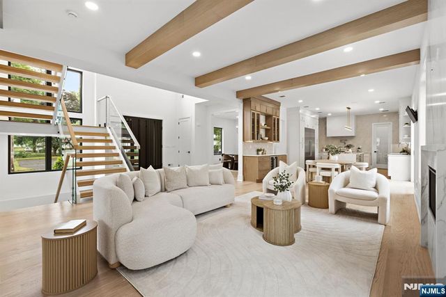 155 Truman Terrace, Paramus, NJ 07652
