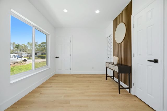 310 NW 4th Avenue, Deerfield Beach, FL 33441