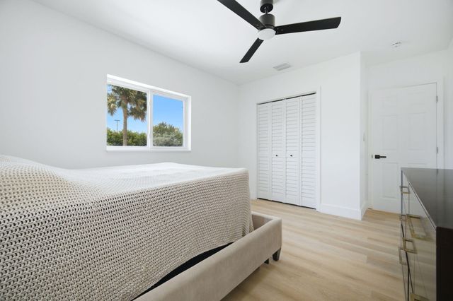 310 NW 4th Avenue, Deerfield Beach, FL 33441