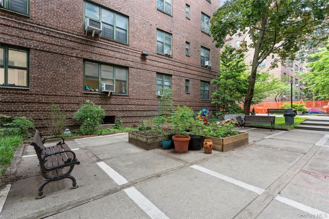 34-41 78th Street 6B, Jackson Heights, NY 11372