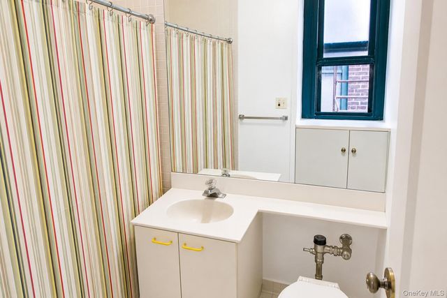 34-41 78th Street 6B, Jackson Heights, NY 11372