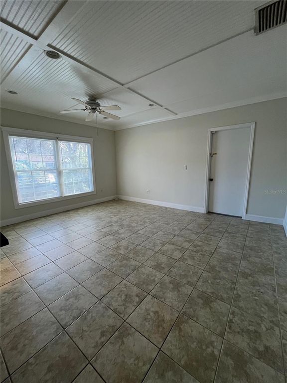 Image 13 of property listing at 3222 HAMMERSMITH ROAD, Orlando, FL 32818