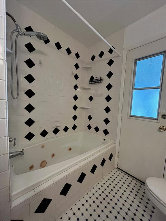 Image 27 of property listing at 3222 HAMMERSMITH ROAD, Orlando, FL 32818