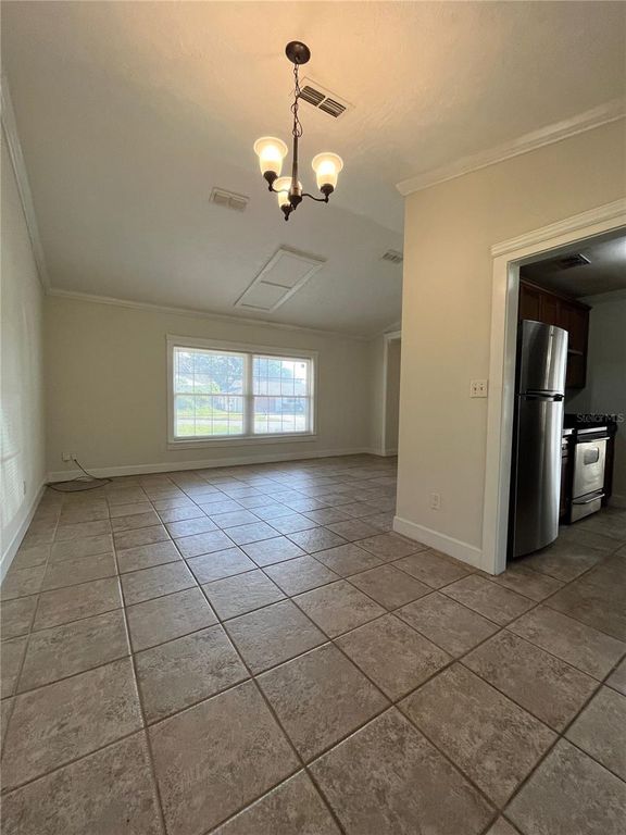 Image 6 of property listing at 3222 HAMMERSMITH ROAD, Orlando, FL 32818
