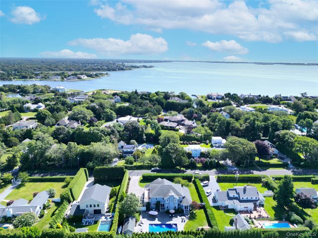 43 Shore Road, Remsenburg, NY 11960