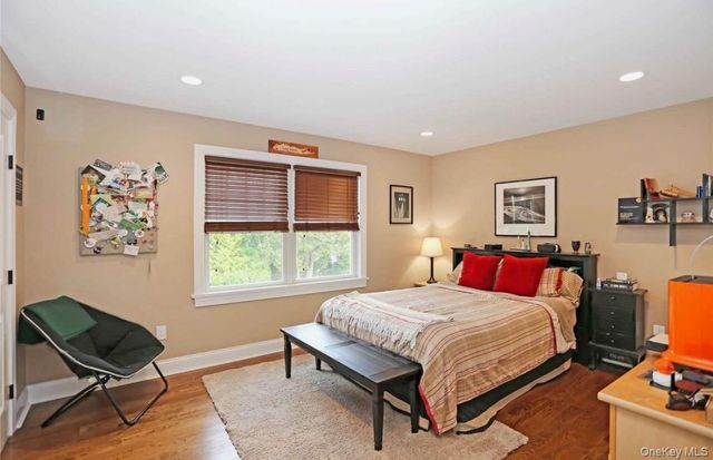 43 Shore Road, Remsenburg, NY 11960