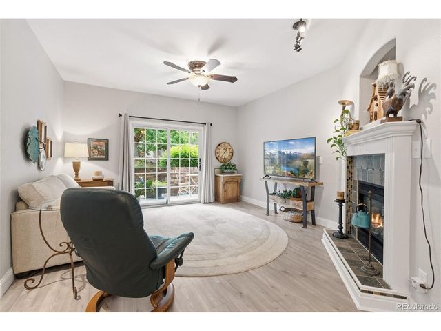 8737 E Dry Creek Rd 1712, Centennial, CO 80112
