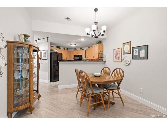 8737 E Dry Creek Rd 1712, Centennial, CO 80112