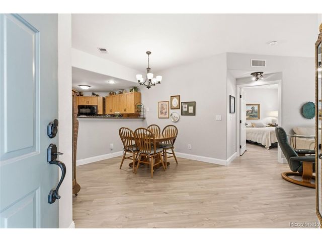 8737 E Dry Creek Rd 1712, Centennial, CO 80112