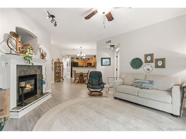 8737 E Dry Creek Rd 1712, Centennial, CO 80112