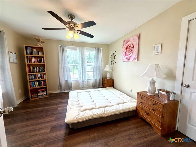 818 S 6th Street, Temple, TX 76504