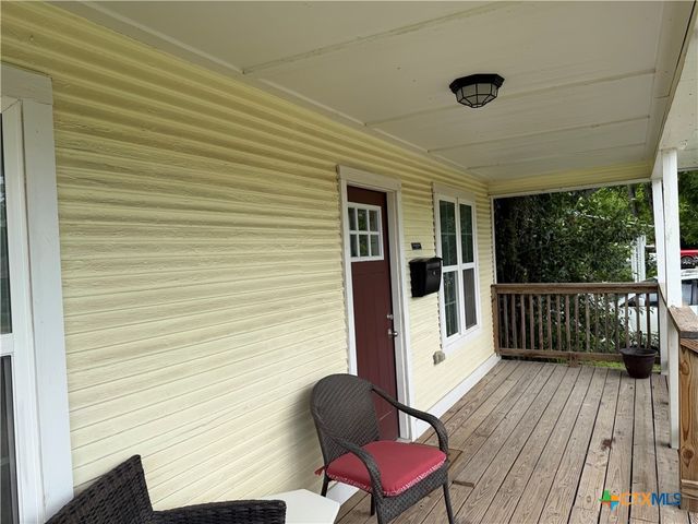 818 S 6th Street, Temple, TX 76504