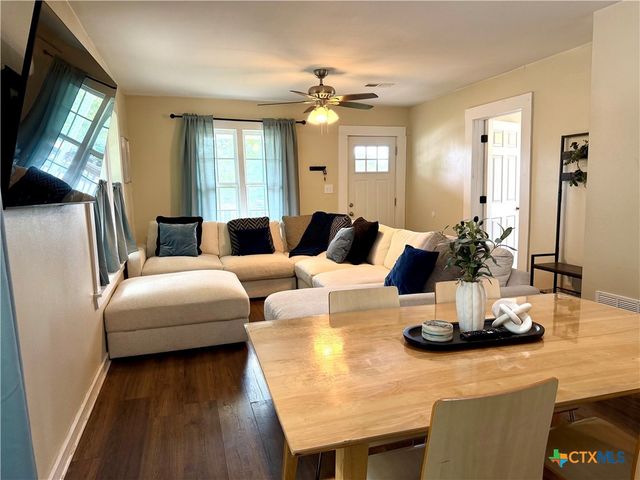 818 S 6th Street, Temple, TX 76504