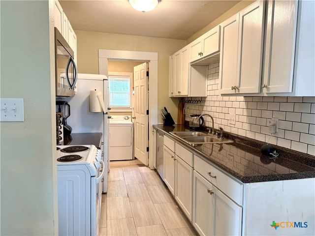 818 S 6th Street, Temple, TX 76504
