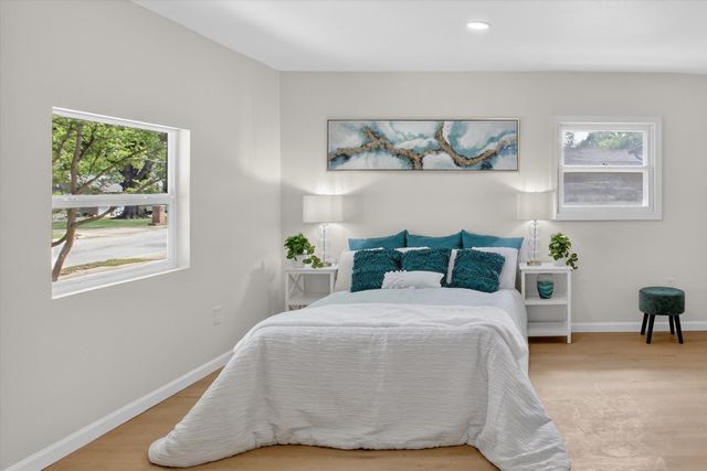 2424 Cloverdale Street, Arlington, TX 76010