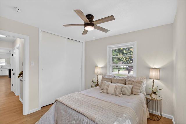 2424 Cloverdale Street, Arlington, TX 76010