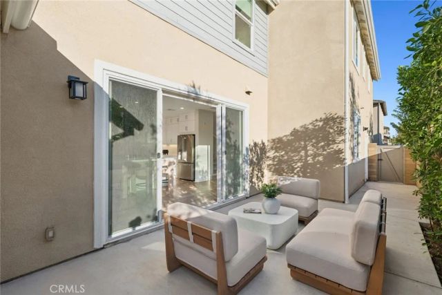 410 Chorus, Irvine, CA 92618