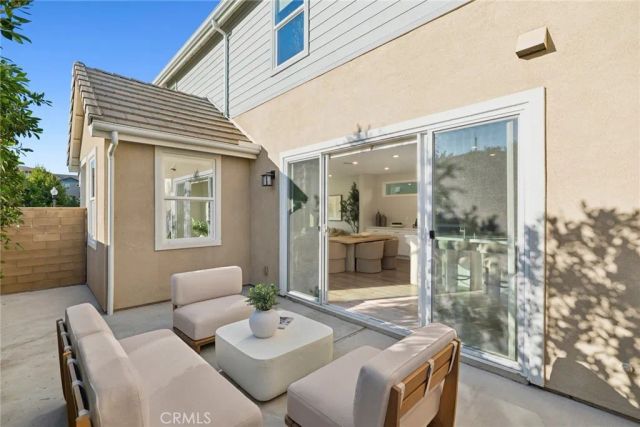 410 Chorus, Irvine, CA 92618