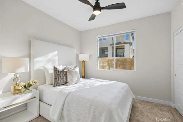 410 Chorus, Irvine, CA 92618