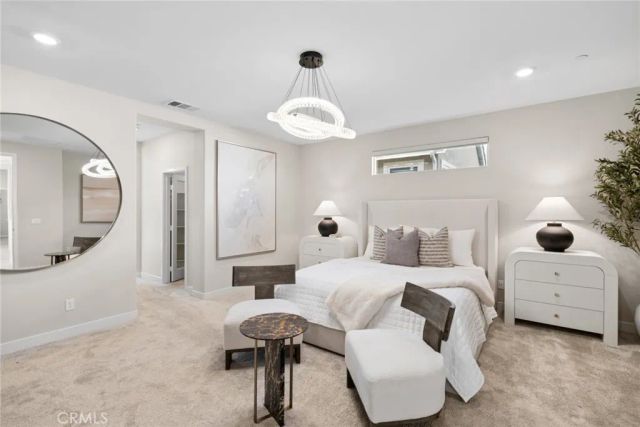 410 Chorus, Irvine, CA 92618