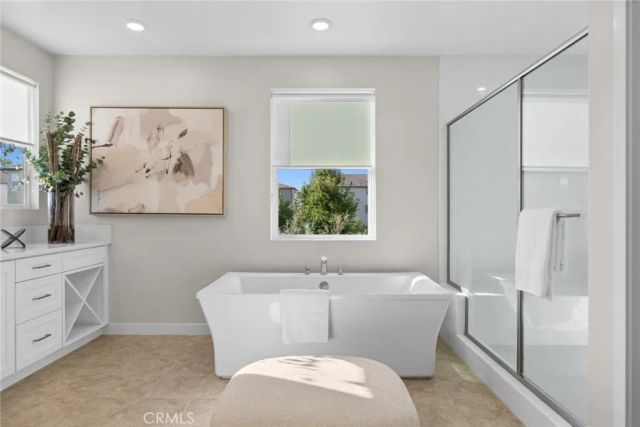 410 Chorus, Irvine, CA 92618