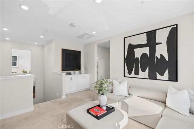 410 Chorus, Irvine, CA 92618