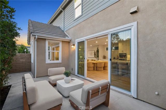 410 Chorus, Irvine, CA 92618