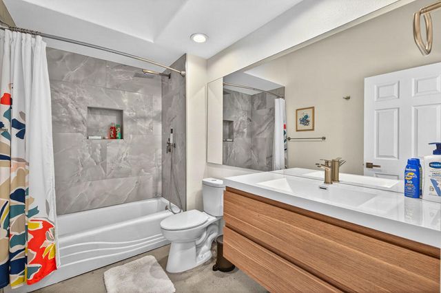 48653 Paseo Tarazo, La Quinta, CA 92253