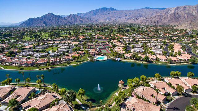 48653 Paseo Tarazo, La Quinta, CA 92253