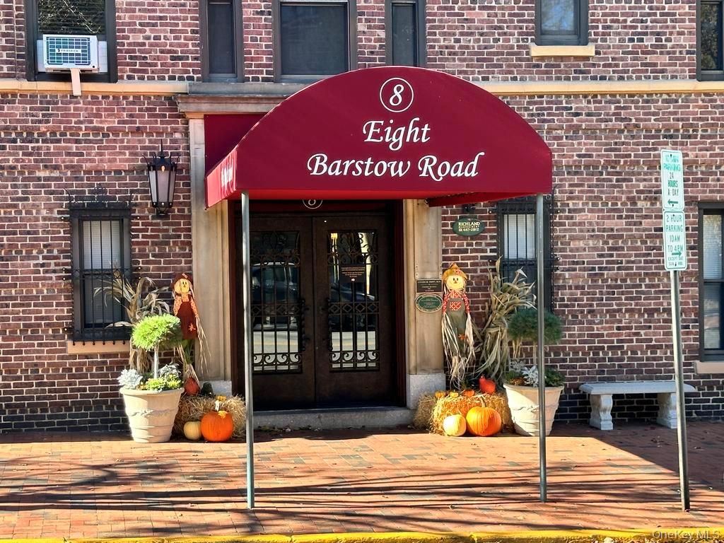 8 Barstow Road 6K, Great Neck, NY 11021 — exterior
