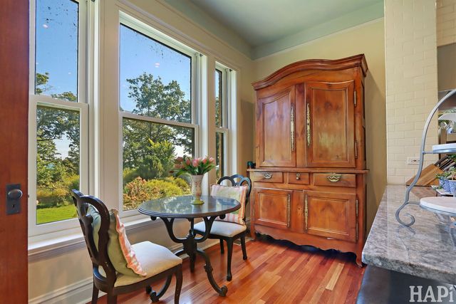 34 Logan Loop, Highland Park, IL 60035