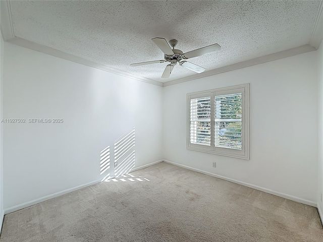 356 Hammocks Trl, Green Acres, FL 33413