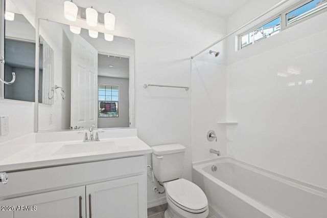 5652 N 178TH Drive, Litchfield Park, AZ 85340