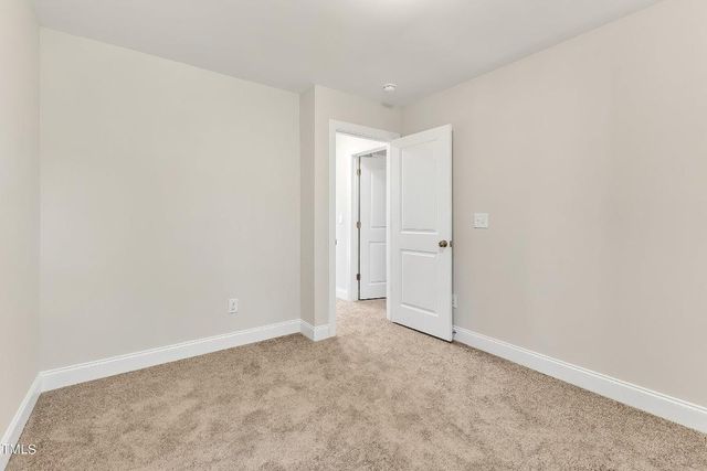 900 SW Maynard Road, Cary, NC 27511