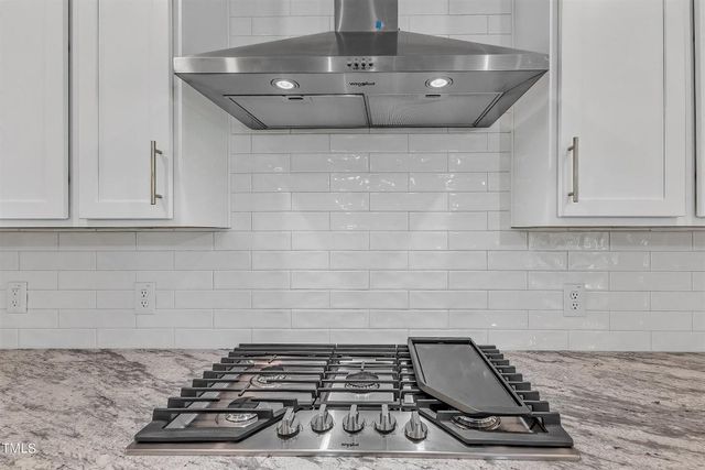 900 SW Maynard Road, Cary, NC 27511