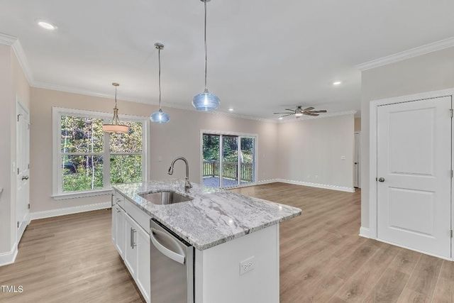 900 SW Maynard Road, Cary, NC 27511