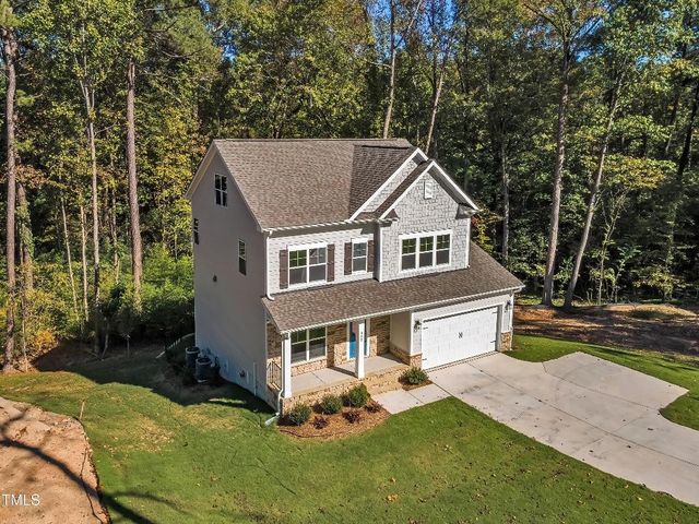 900 SW Maynard Road, Cary, NC 27511