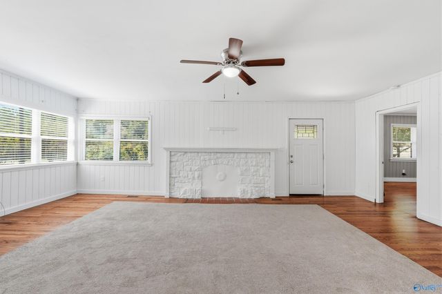 1402 Mitchell Pines Trail, Decatur, AL 35603