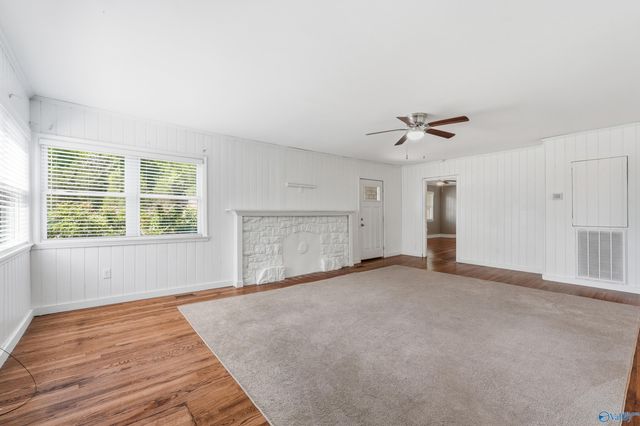 1402 Mitchell Pines Trail, Decatur, AL 35603
