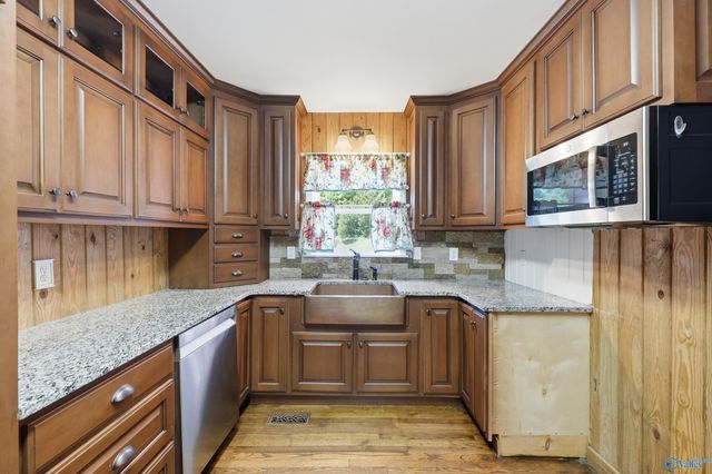 1402 Mitchell Pines Trail, Decatur, AL 35603