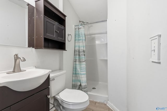 1402 Mitchell Pines Trail, Decatur, AL 35603