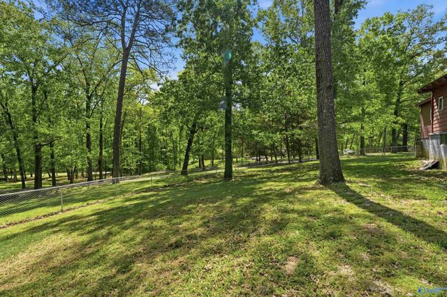 1402 Mitchell Pines Trail, Decatur, AL 35603