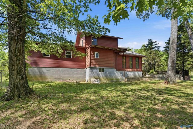 1402 Mitchell Pines Trail, Decatur, AL 35603