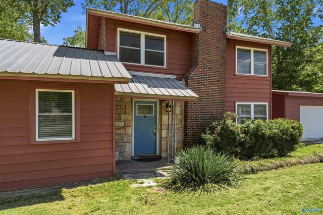 1402 Mitchell Pines Trail, Decatur, AL 35603