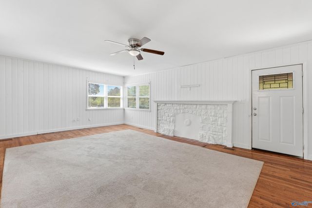 1402 Mitchell Pines Trail, Decatur, AL 35603